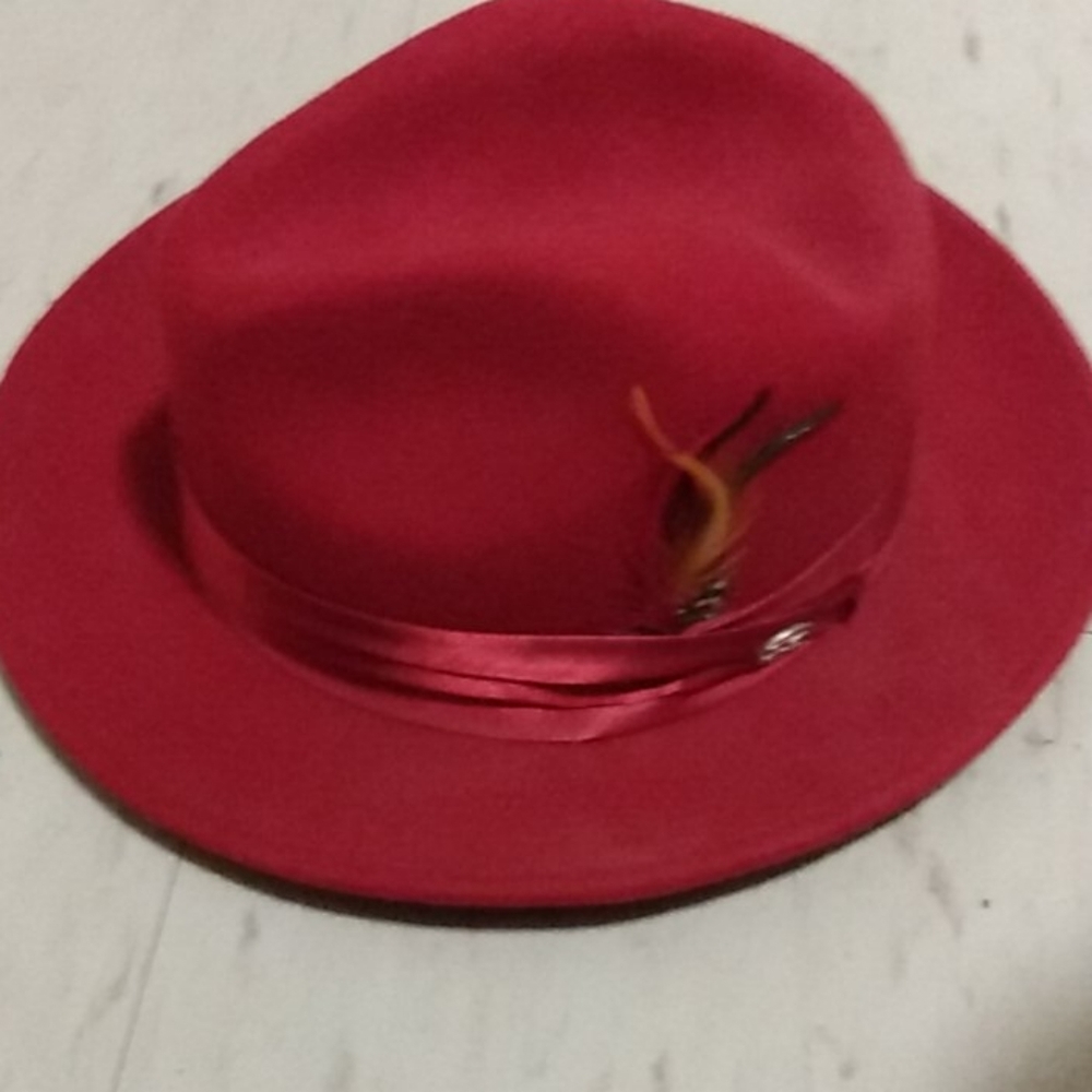 Vintage red hat